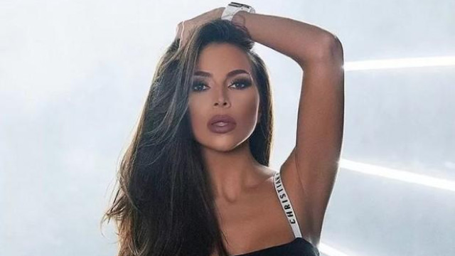 С последните си фотоси Алисия изуми феновете си защото на