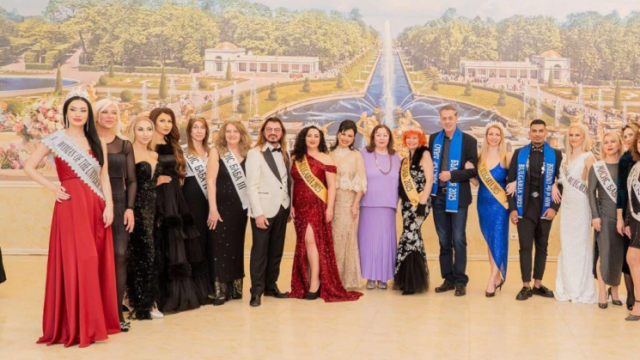 Нестинарка и дизайнерка грабнаха призовите места на конкурса Мисис Баба 61 годишната