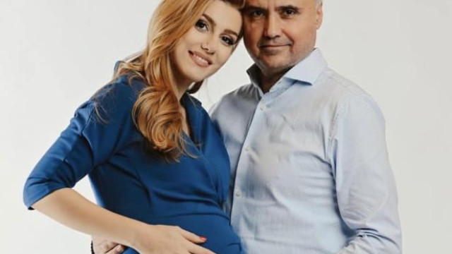 Шеф диригентът на Ку Ку бенд и директор на тв 7 8 Евгени