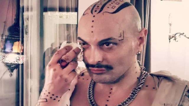 Един от най провокативните артисти у нас Иво Димчев изгаря във