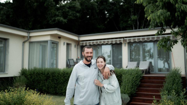 Лора Капустина се развела малко повече от година след сватбата