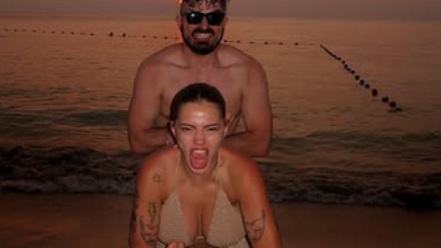 Дара и любимият Ервин Иванов отбелязаха една година годеж в