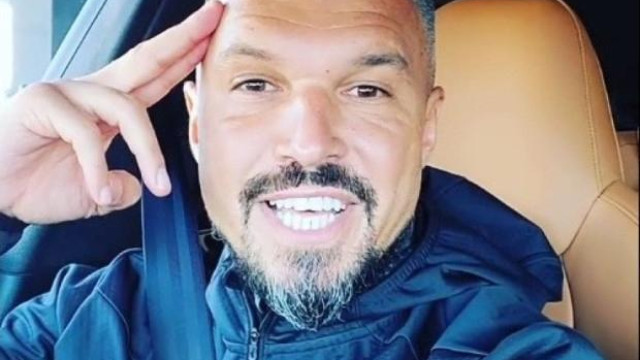 Валери Божинов и Тони Стораро делят един фризьор За това