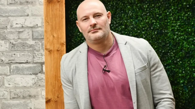 Филип Лазаров стана известен преди 18 години в риалитито Островът