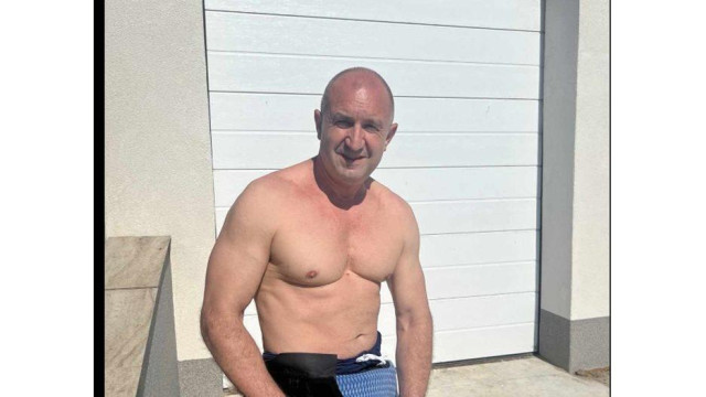 Президентът Румен Радев сериозно е хлътнал по атрактивна хубавица значително