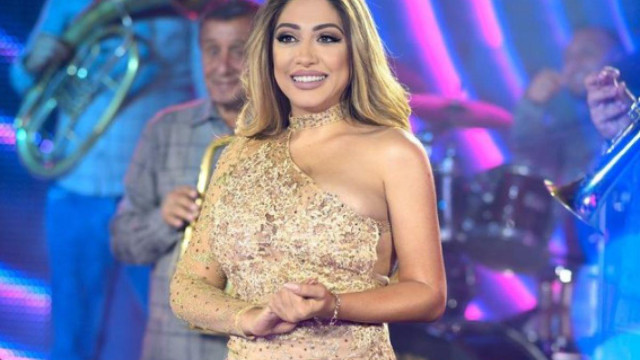 Роксана не парадира с финансовите си възможности освен че наскоро