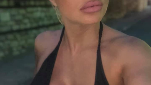 Попфолк звездата Юнона остана без ток в Куба Певицата която