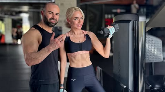 Бившата изгора на Слави Трифонов сексапилната психоложка Лилия Стефанова отново