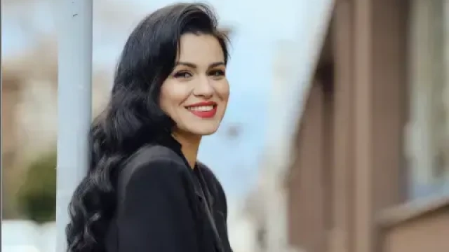 Деница Стоянова се радва на две дъщери от мъжа си