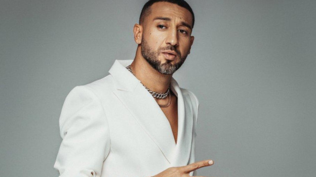 Илиян напуска дома си едва на 11 години Чалга певецът бяга