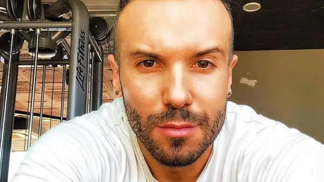 Скандалният певец Крум призна в подкаста на Александър Влог че