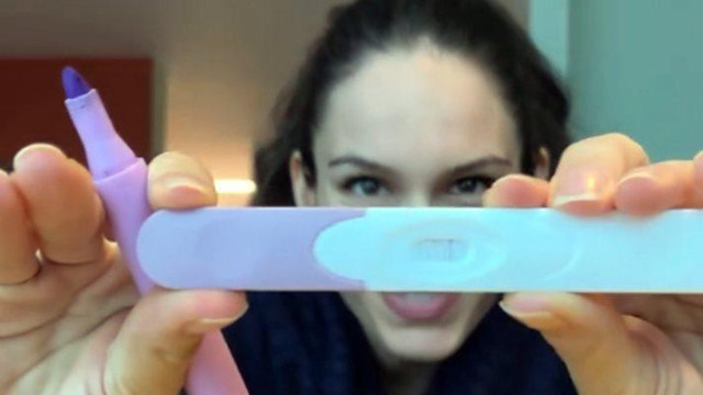 Бебе чака Даяна Ханджиева Чаровната актриса позната на зрителите от