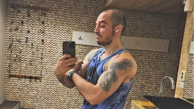 Николаос Цитирис често показва в социалната мрежа как тренира Последния