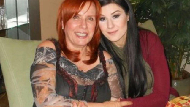 Щастлива майка e Кичка Бодурова През май дъщеря й Кристи Жаклин