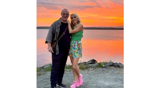 Един от най достойните съпрузи актьорът Краси Радков заведе любимата