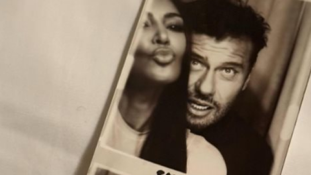 Риалити звездата Ким Кардашиян качи снимка с непознат на аудиторията