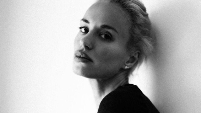 Актрисата Радина Кърджилова която твори на театралната и киносцена крие