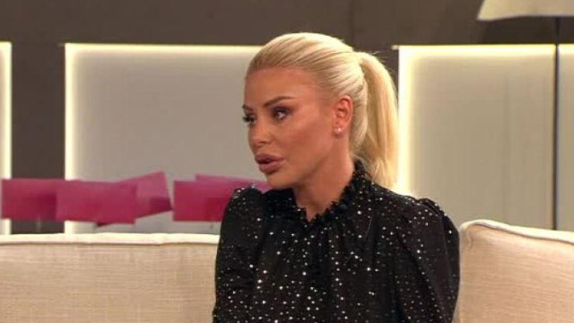 Светлана Василева отново прикова вниманието – този път не с