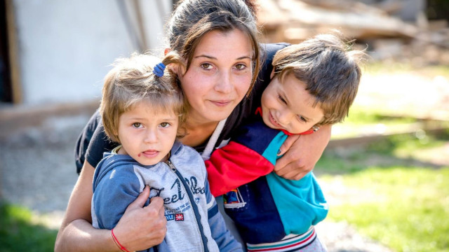 Двукратната победителка във Фермата роди четвъртото си дете пише България