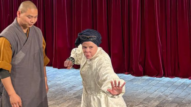 Княгиня Калина показа кунг фу уменията си не къде да е