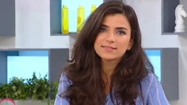 Андреа Банда Банда е в обтегнати отношения с майка си