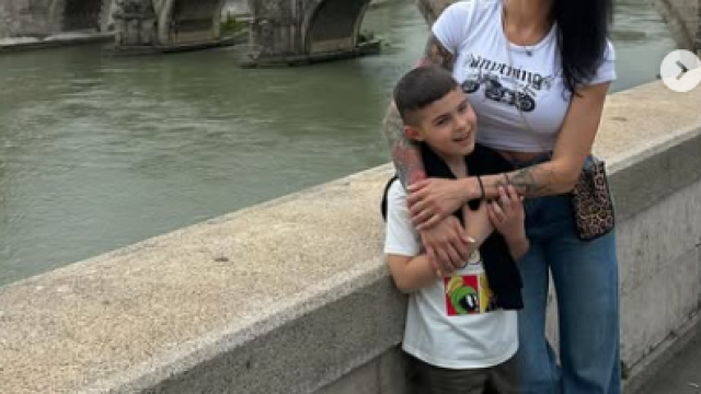 В Рим заведе за почивните дни сина си Миро Златка