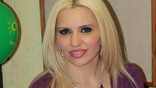 Екстра Нина още пее