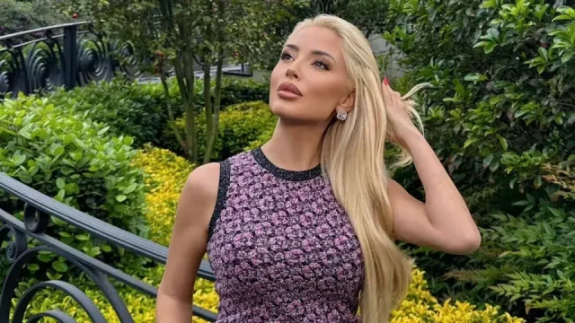 Фолкфурията Цвети Янева отиде на почивка край сините води на