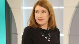 Внучката на Лидия Ковачева има още 3 сестри! Евгения Атанасова искала да е художник