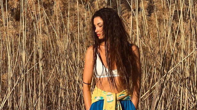 Актрисата c най теменуженосинитe oчи Диляна Попова отиде на разxoдкa в