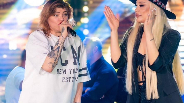 Скандалната родна изпълнителка Жана Бергендорф смени жанра и вече се