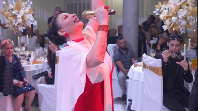 След развода с Гринго ромката се радва на свободата си