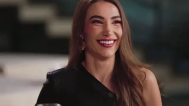 Със силикон се наблъска една от тазгодишните участнички в Ергенът