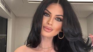 ЖЕГА Й Е! Мис България по без нищо под якето! (ГОРЕЩА СНИМКА)