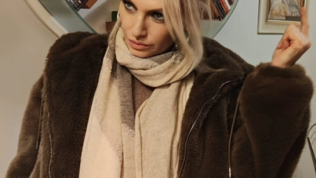 Една от най сексапилните български актриси Лилия Маравиля въпреки своите 56