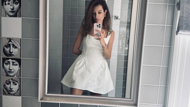 Никол Станкулова не издържа на изкушението да си направи селфита