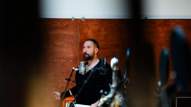 Приятели официалната страница на P I F беше спряна защото била фалшива