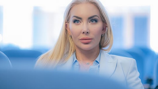 Суеверната Антония Петрова крие радостната вест че чака трето дете