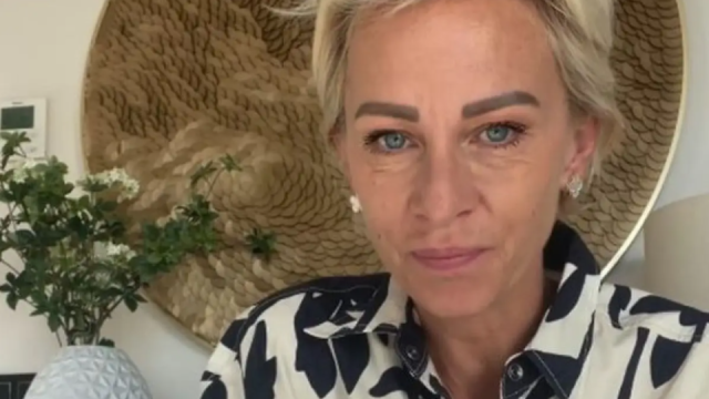 Бившата водеща се завърна заради щета от разкрасителна процедура и