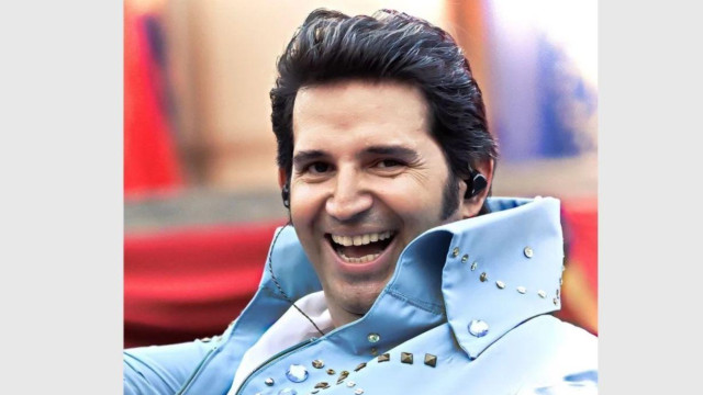 Цветелин Атанасов показва как е изглеждал като абитуриент На бала