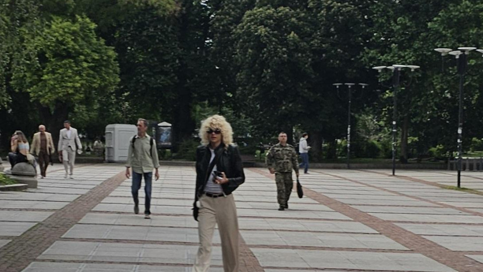 Принцесата на татко:  Щерката на президента се ползва с привилегии, които не й се полагат СНИМКИ