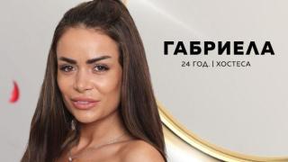 Силиконова ергенка залюби татуиран здравеняк! Купидон прониза хостесата Габриела
