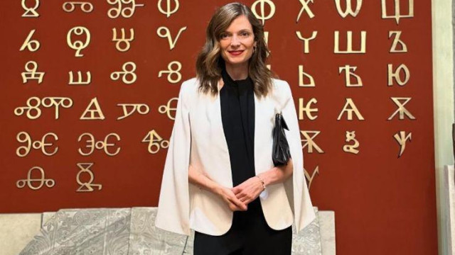 Помните ли Нора Шопова която бе синоптичка в Нова телевизия