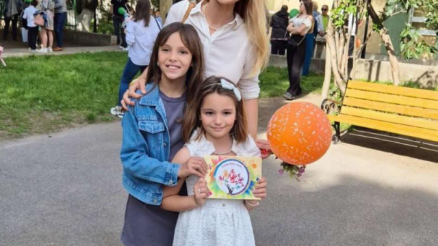 С особена емоция и гордост Ева Кикерезова показа дъщеря си