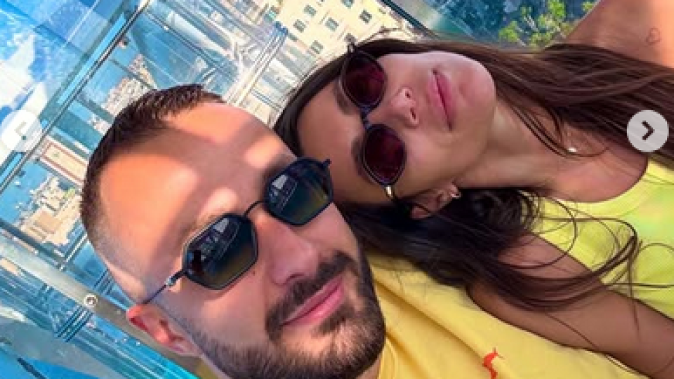 Синът на Баровеца заби секссимвола на „Островът“