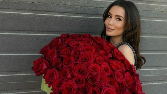 Спешна нужда от силикон има дъщерята на покойния бос Филип