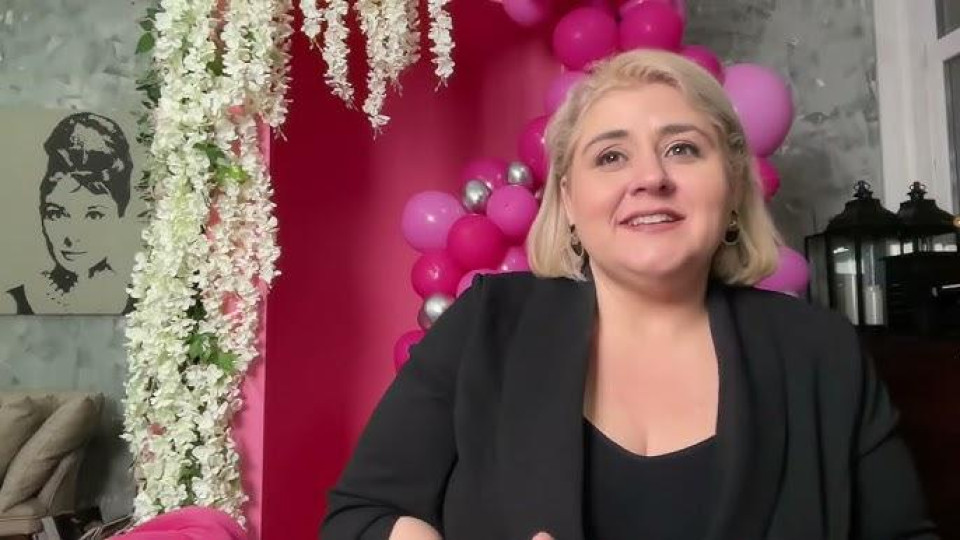 Пефтичева била на фитнес, но само за снимка