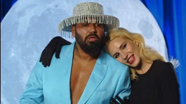 Музикалната сензация Мила Роберт и Краля на родния попфолк Азис