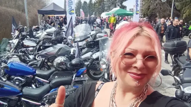 Документалният филм И никой не пита защо посветен на едно