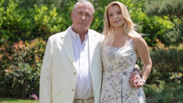 3а любовта винаги се пише лесно или поне така си